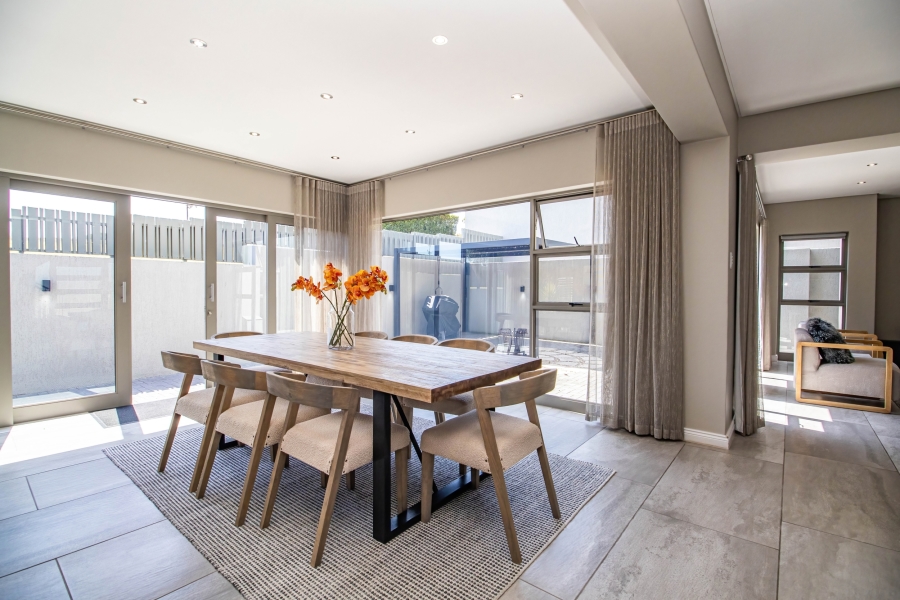 4 Bedroom Property for Sale in Oubaai Western Cape